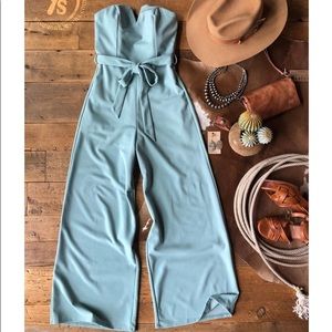 Strapless romper